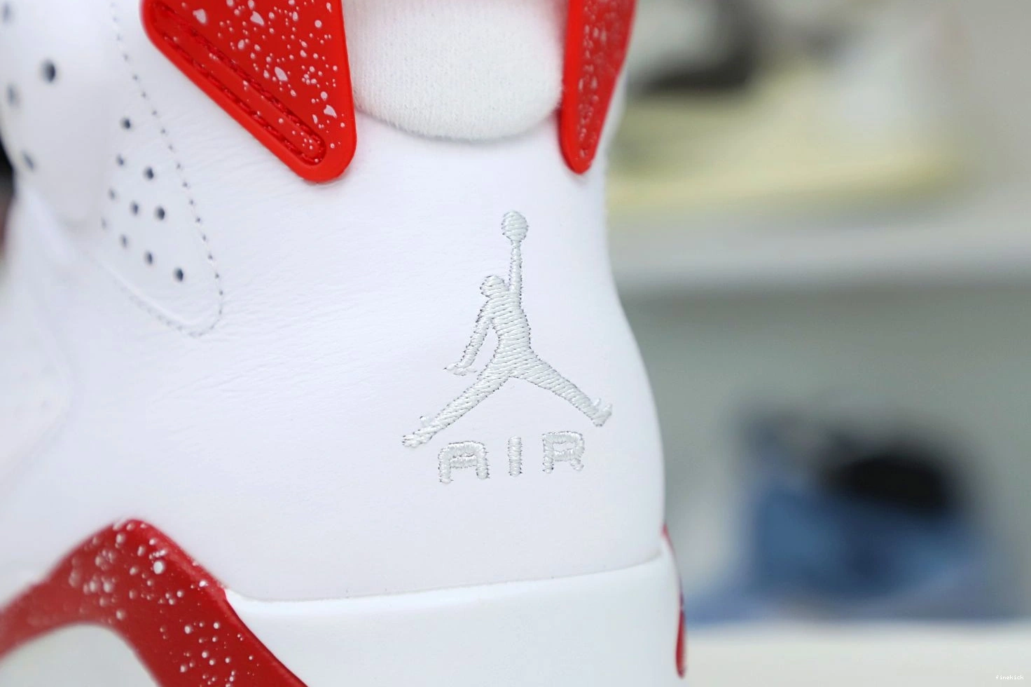 AIR RED OREO JORDAN 6 1203